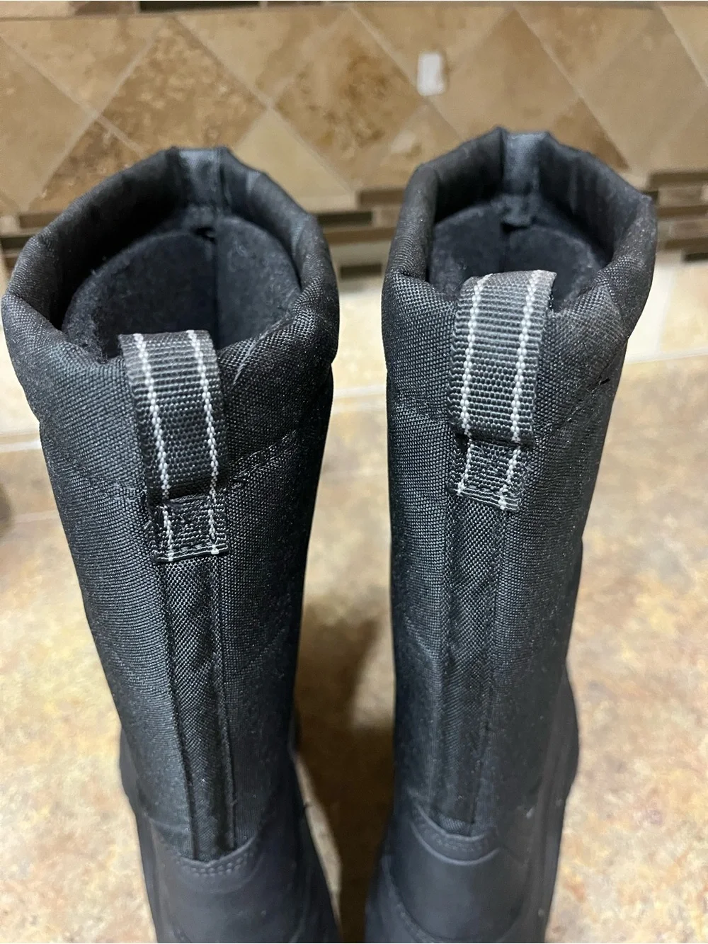 NWOT Kamik Greenbay 4 Men’s 12 Black Waterproof Insulated Snow Boots WINTER SKI